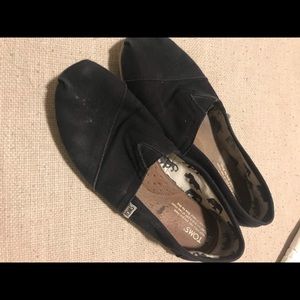 Toms women’s black size 9